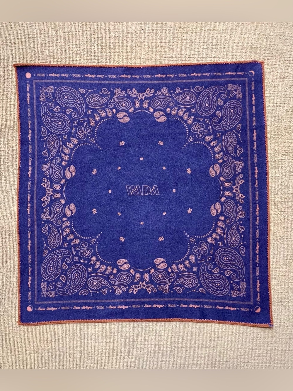 VADA x Leon Bridges Microfiber Sunglasses Cloth in Purple and Orange Paisley